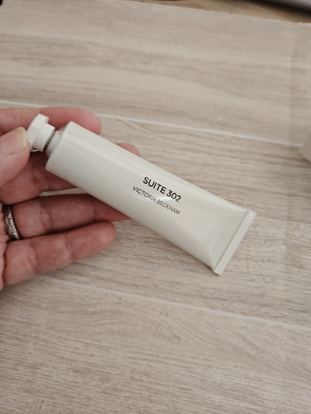 Victoria Beckham Beauty Suite 302 Hand Cream NEW - Picture 7 of 7